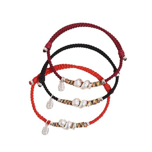 【蛇年本命年手链！情侣同款】今生注定，蛇纹缠绕；珍爱所得，可调节扣设计，999纯银镶嵌，适合男女情侣、儿童佩戴。送TA蕞美好的祝福，戴在小手腕上的手链，如同一道光芒，照耀着幸福与快乐的未来！ 商品图6