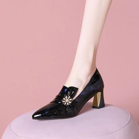 【预售5天】春秋季新款女鞋尖头粗高跟鞋水钻蝴蝶结乐福鞋轻奢优雅单鞋女SY&217k27