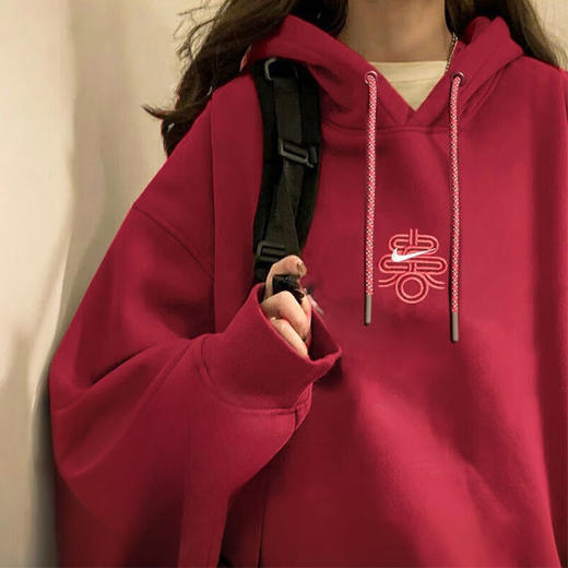 【限时秒杀】耐克卫衣蛇年新款女装25春季新款运动服跑步连帽套头衫HV8461-677 商品图0