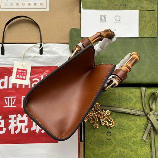 GUCCI古驰 Diana 竹节 双G徽标可拆卸可调节肩带 帆布拼皮革饰边 帆布包托特包Tote包购物袋单肩斜挎手提包 迷你 女款 棕色（CB） 商品图3
