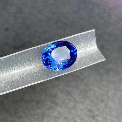 4.05ct刻面蓝宝石裸石 商品图3