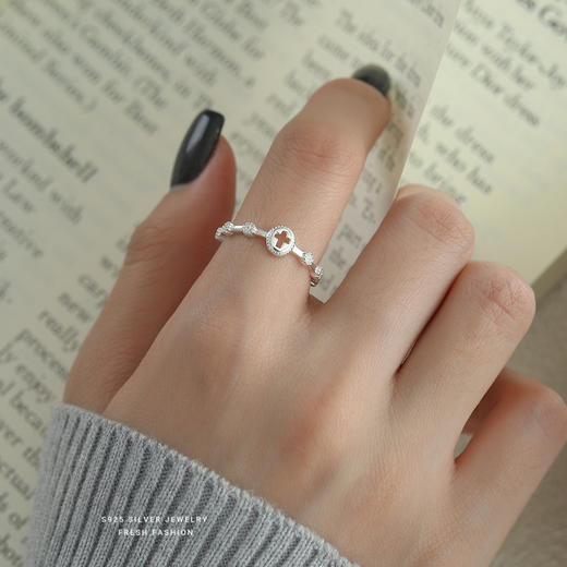 【十字之牵】S925银镂空十字架戒指【YXS-K2093】 商品图2