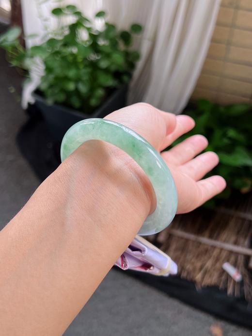 55圆条翡翠手镯 商品图4