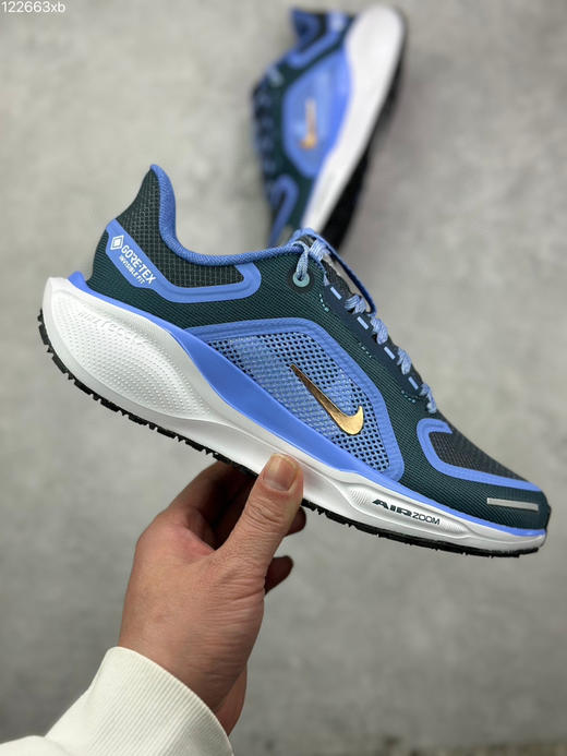 秋冬特惠💰340 NK Air Zoom Pegasus 41 GTX 鞋面采用外层由韧性纱线+内层网眼布的设计 商品图3