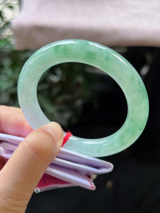 55圆条翡翠手镯 商品图2