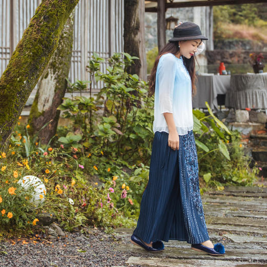 【林栖设计小店】【全弹力腰围】压褶印花裤子蓝印花纹复古优雅宽松2025春季新品阔腿裤女1951095 商品图3