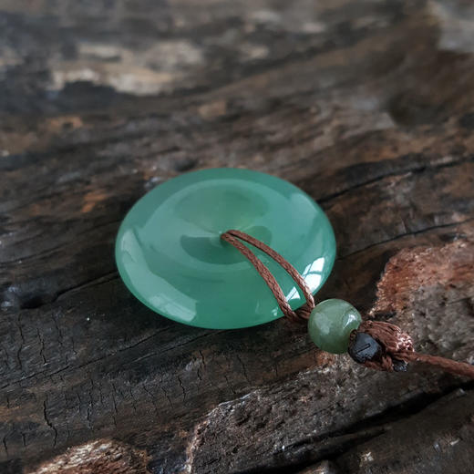 【天然正品】天然冰种绿色平安扣造型翡翠（吉祥、如意）吊坠项链031224NJM23 现售价：3880 商品图5