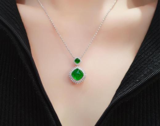 6.8ct糖塔祖母绿吊坠 商品图3