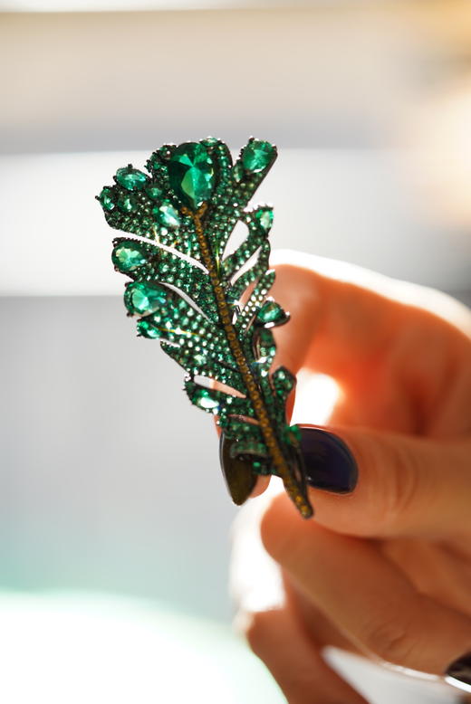 宝石胸花「叶子」 商品图0