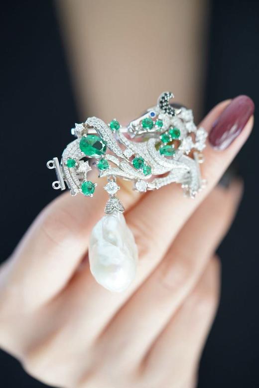 巴洛克胸花「马到成功」（单款） 商品图1