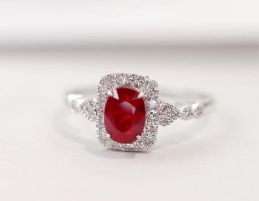 0.7ct刻面红宝石戒指 商品图1