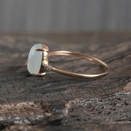 【天然正品】AU750玫瑰金镶钻镶天然冰种蛋面15号翡翠戒指041124AH11 现售价：1080(特价) 商品图5