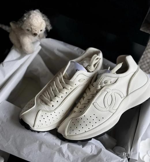  重磅推荐！25C踩屎感运动鞋  奶白/金属银  早春系带轻便运动鞋 商品图2