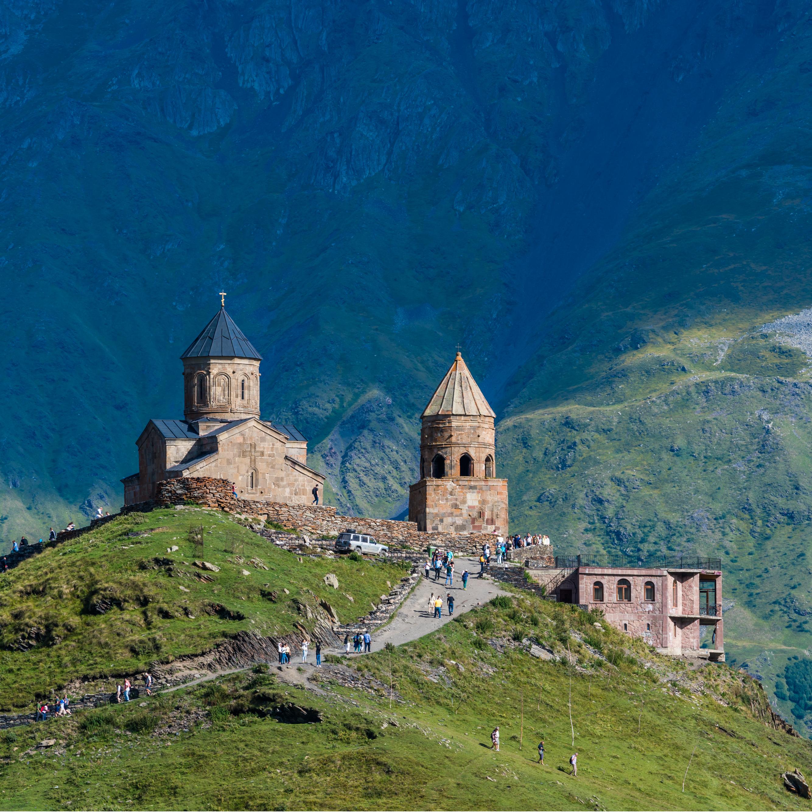 高加索秘境，格鲁吉亚雪山下的隐世与夏花 8天7晚