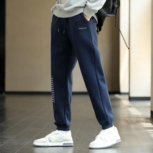 拓路者反光印花休闲长裤秋冬新品时尚百搭加绒加厚户外运动卫裤 商品图1