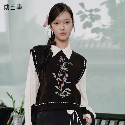 两三事 日暮溪亭 2025春季新款复古花卉图案绑带无袖针织衫女宽松 商品图0