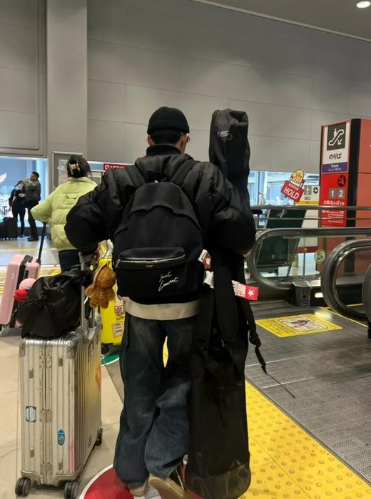 YSL 圣罗兰 City 刺绣Logo 棉拼帆布 背包双肩包 常规 黑色（CB） 商品图6