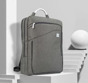 商务休闲双肩包