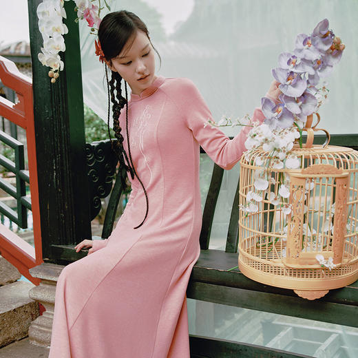 两三事梵高文艺雾里梦花2025春新款复古绣花立领打底裙a字连衣裙 商品图3