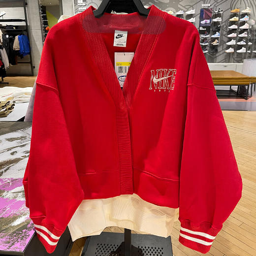 NIKE耐克蛇年新年款红色外套女装CNY本命年针织加绒开衫运动服HJ0947-657 商品图2