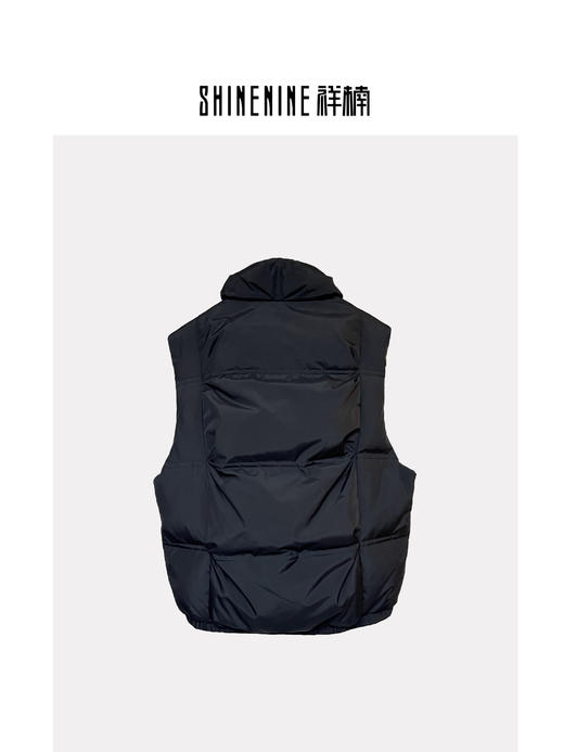 343871160极简鹅绒马甲 商品图1