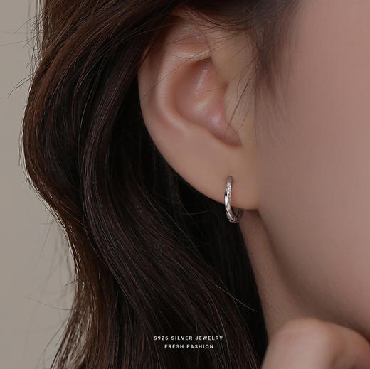 【无尽之灵】S925银素圈莫比乌斯环耳饰【YXS-E3958】 商品图3