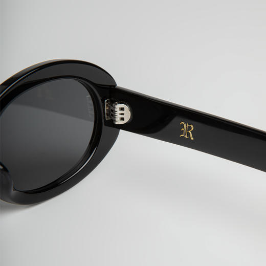 ROMI STUDIO “素颜神器”简约复古个性凹造型拍照超酷墨镜 S3179 商品图3