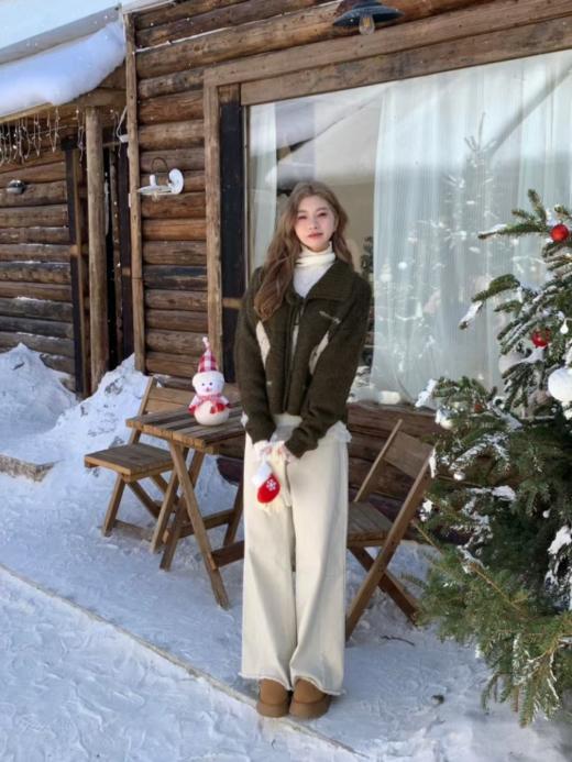 😍【Avann费尔岛欢乐假期提花系带毛衣开衫957 】：❤️穿梭芬蓝梦境，编织你的童话衣橱⛄ 1.翻领优雅露出颈部线条，😎好搭配 商品图4