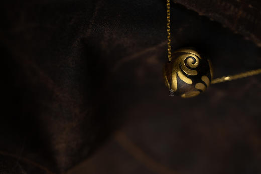 18k沉香圆形堆金项链 商品图4