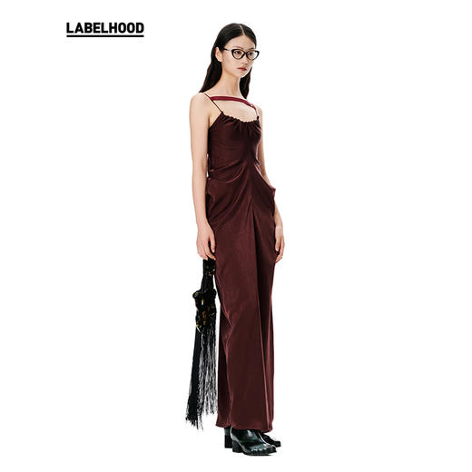 【OUDE WAAG】蕾虎简约垂坠收腰露背吊带裙经典款连衣裙 商品图0