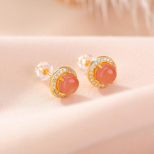 【晚霞晴空】S925银镀金南红水红圆形耳钉【CW-ED03759】 商品图1