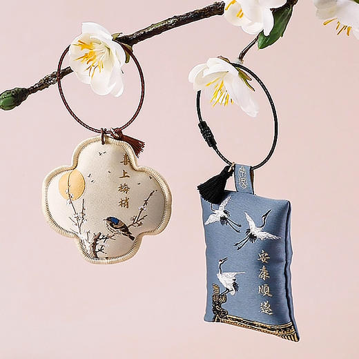 [礼盒装]宝篆香包：喜上眉梢+安康顺遂+荔势如虹—中国美术学院文创＆一艺之间居家好物送礼佳品 商品图4
