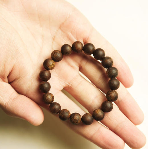 【青山特惠】10mm19颗 绿棋楠 沉香手链 7.8g c10 商品图8