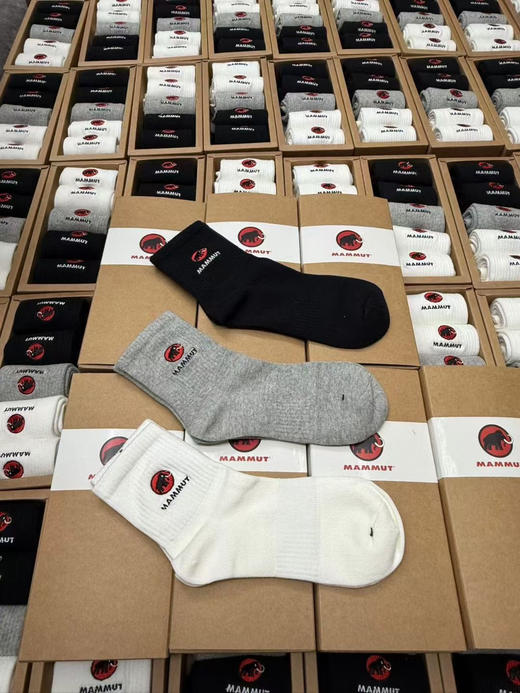 外贸正品猛犸象运动棉袜，一盒五双。均码 商品图8