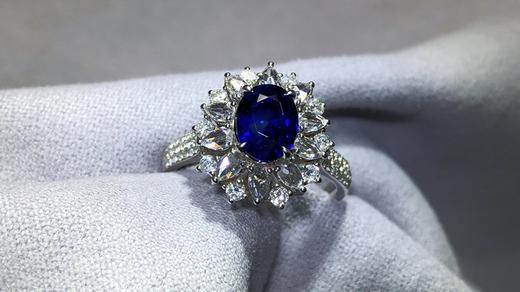 2.03ct刻面蓝宝石戒指 商品图2