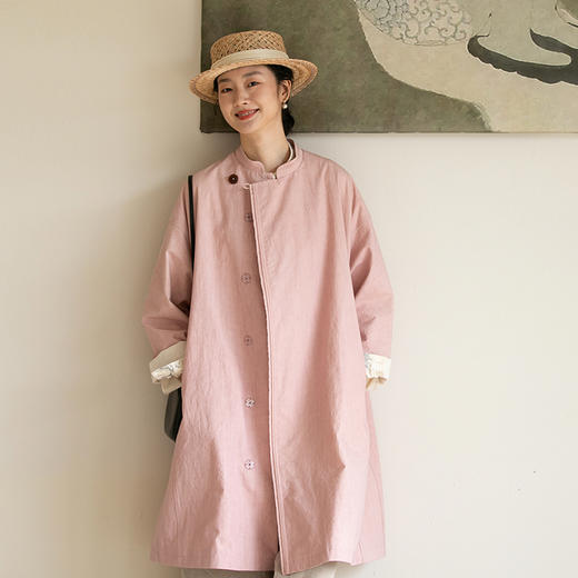 牧衣游原创 棉质净色风衣女新款减龄粉色文艺宽松外套中长款 浅舟 商品图0