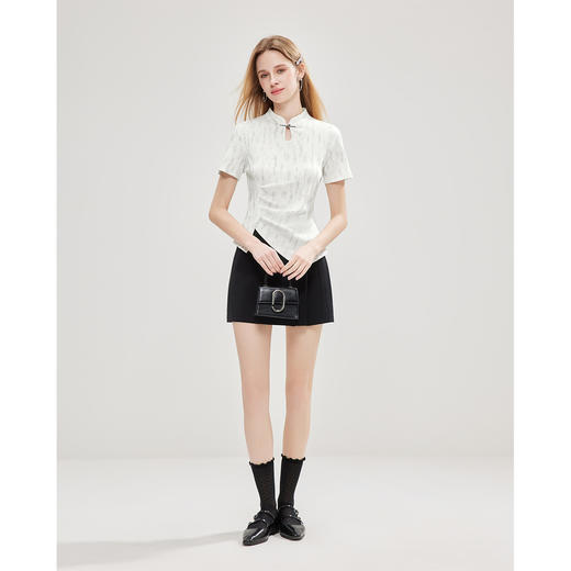 IEF/爱依服2025 春季 时尚小众设计通勤百搭显瘦气质感上衣B40052 商品图2