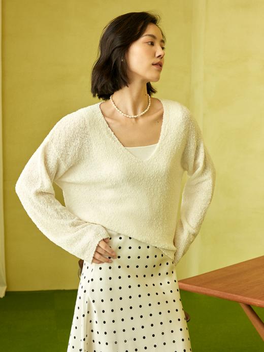 明媚减龄V领羊毛混纺豆豆纱毛衫FCE3WST175 商品图0