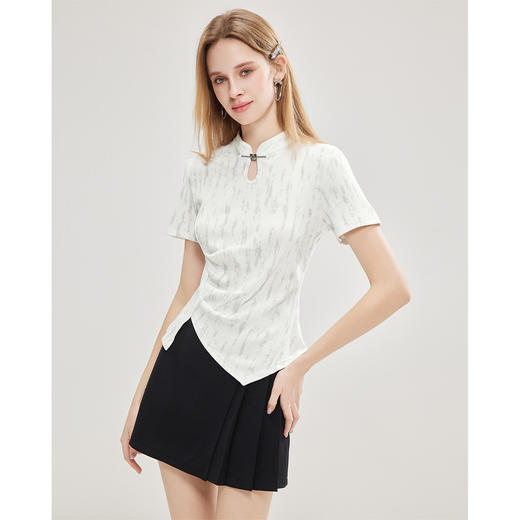 IEF/爱依服2025 春季 时尚小众设计通勤百搭显瘦气质感上衣B40052 商品图1