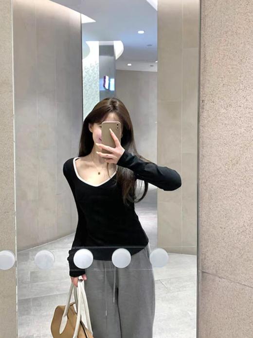 <曾小咸推荐>  V领磨毛打底衫  商品图3