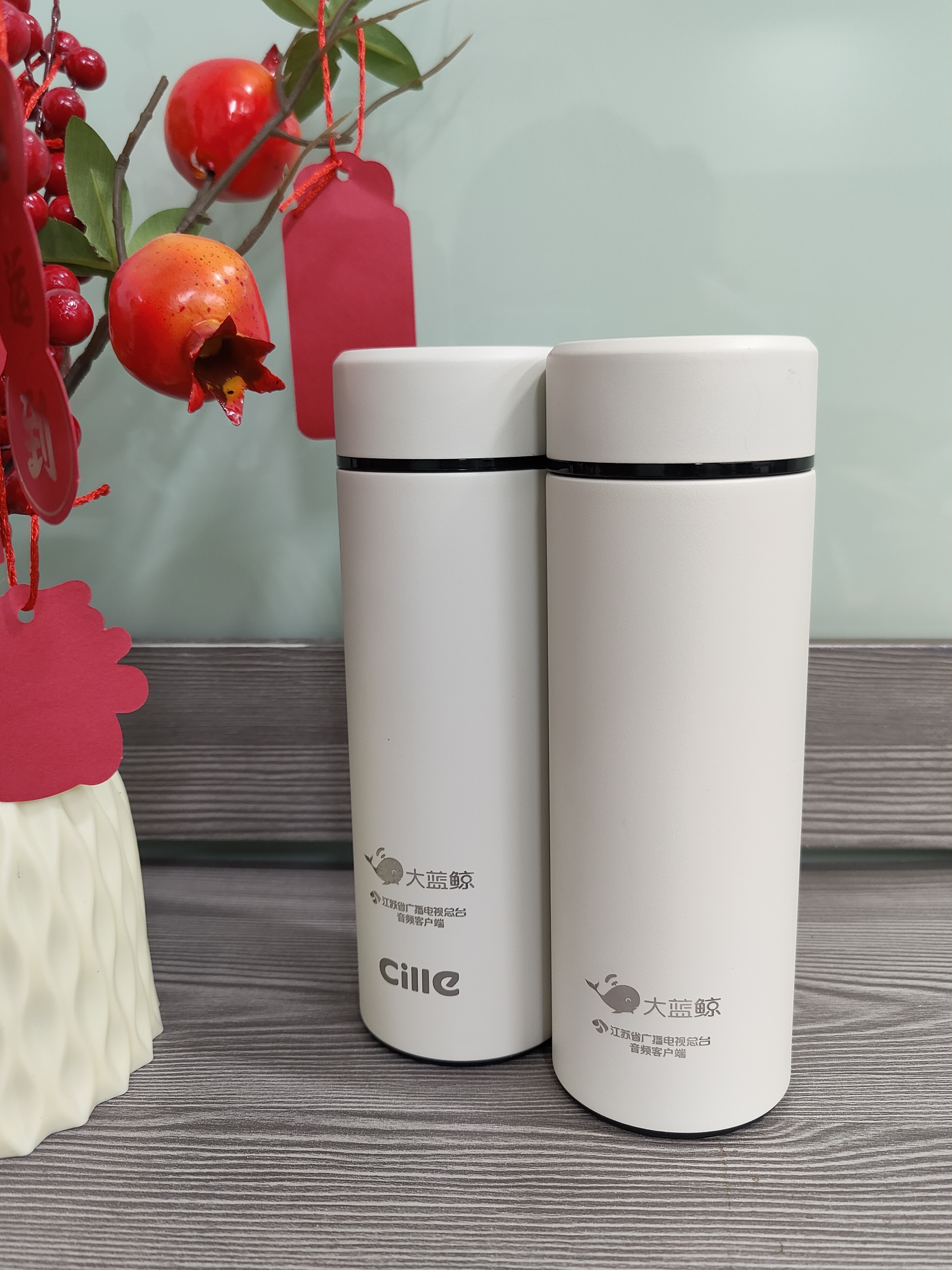 大蓝鲸定制 316材质保温杯 简约白色