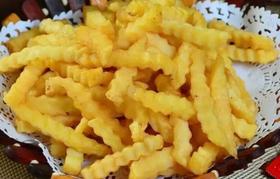  心脏不好，少碰“2黄”，多吃“2红”，远离4件事，心会慢慢变好 