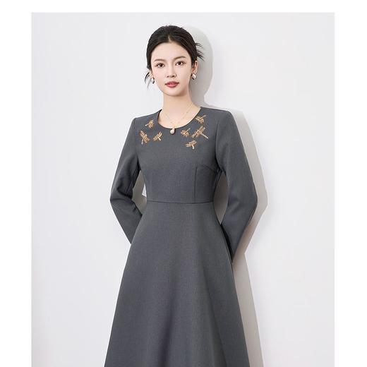 【高货wl】全新升级【铂金会员330/天猫439/差价109】(11636) 洛诗琳2025春季新款高级感轻奢精致亮丝钉钻收腰连衣裙 商品图3