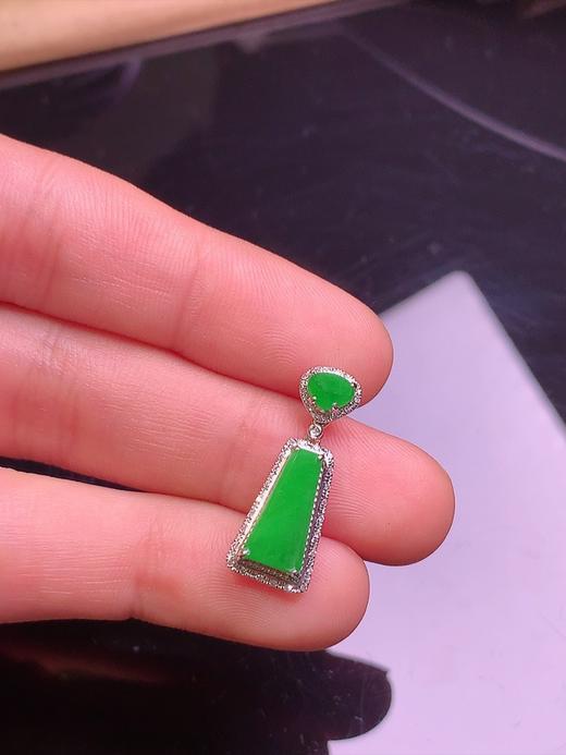 无事牌翡翠吊坠 商品图2