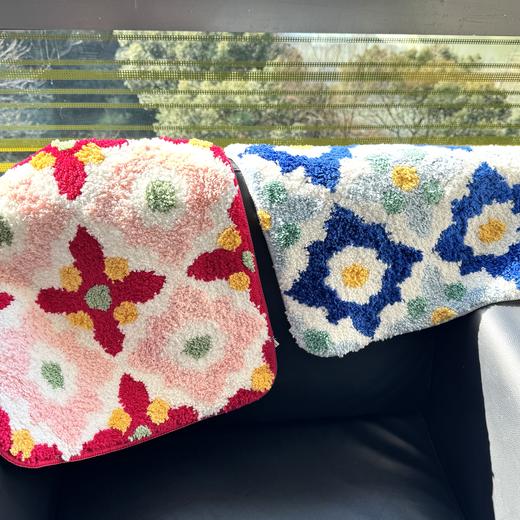 敦煌【宝相花植绒坐垫】植绒坐垫保暖椅子垫复古 办公室坐垫 商品图2