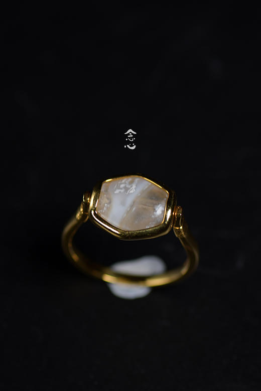 西亚萨珊王朝时期玛瑙18k金镶嵌戒指 商品图1