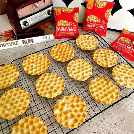 【礼盒装】红谷林麦香大石子饼 非油炸 石烤饼干 独立包装 过年送礼必备 1080g/箱 商品图5