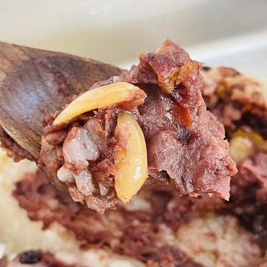 『小英斋锦鲤八宝饭』多宝多福🧧圆圆满满 阖家团圆尝备🔥29.9到手2条锦鲤八宝饭团团圆圆，⁥年年有余🐟✅用做粽子的标准来做八宝饭 独创工艺 商品图2