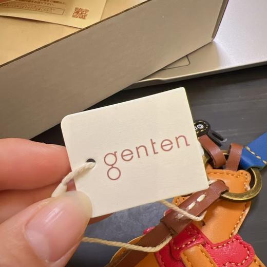 现货❤️迪家限定｜日本小众设计师Gente*小熊维尼可爱包挂钥匙挂🐻！盒子后配 商品图13
