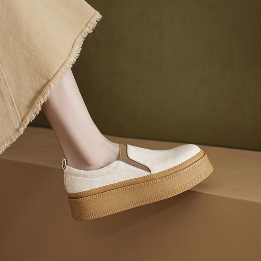 【预售5天】厚底休闲单鞋女春秋季新款圆头一脚蹬舒适松糕鞋TYMXY&1897 商品图1